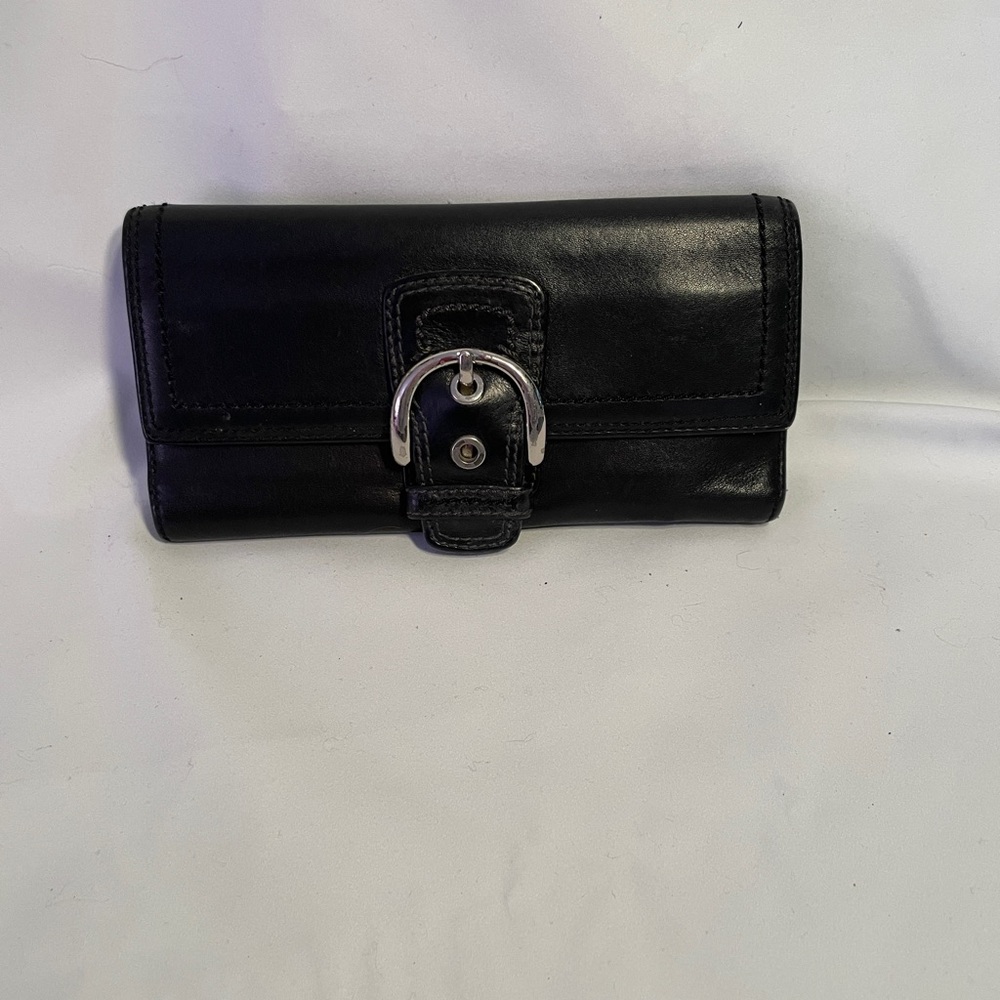 COPY - Coach vintage black buckle soho tri fold leather wallet